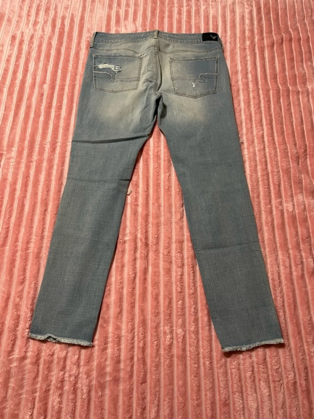 American Eagle Outfitters Distressed Light Blue Women's Ripped Skinny Jeans